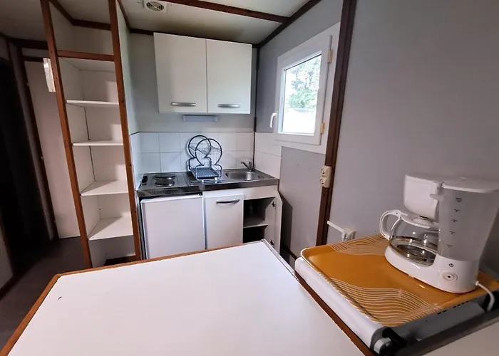 Lot 11 بيت للعطل